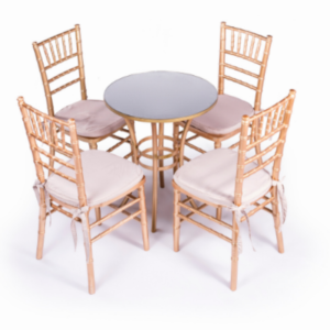 BISTRÔ BAIXO SPICY COM CADEIRA TIFFANY COLOR